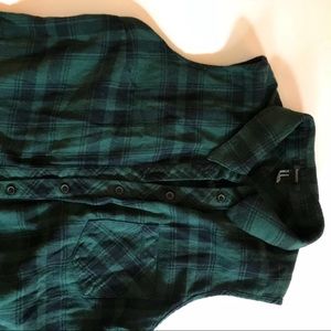Sleeveless flannel shirt